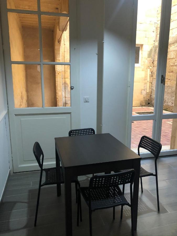 Ferienwohnung Studio Plein Coeur De Libourne Exterior foto